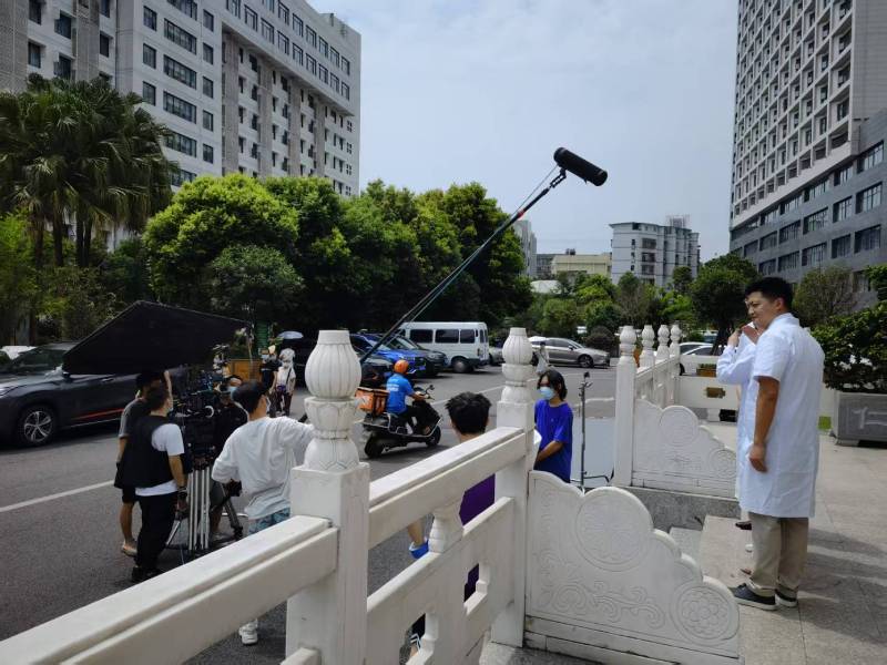 镜湖区广告片拍摄公司低成本实现高规格制作的诀窍